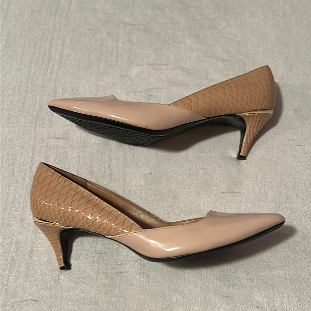 Calvin Klein Women's Nude Crocodile Skin Pumps - Picture 5 of 7